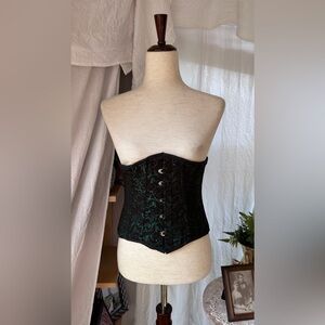 Renaissance Faire Evo Fiona's Fineries Pirate Steelboned Underbust Corset